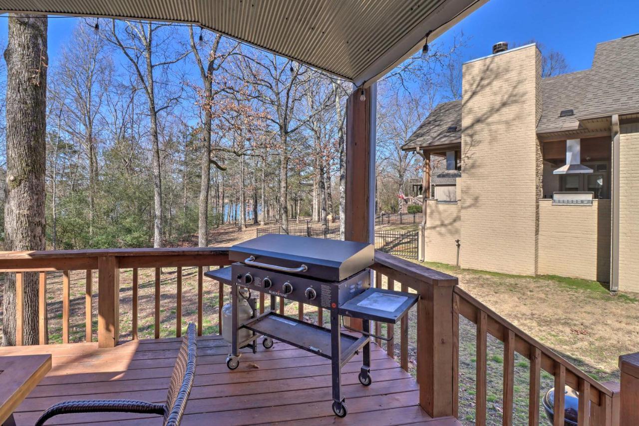 Lakefront Greers Ferry Cabin With Covered Boat Slip! Fairfield Bay Bagian luar foto