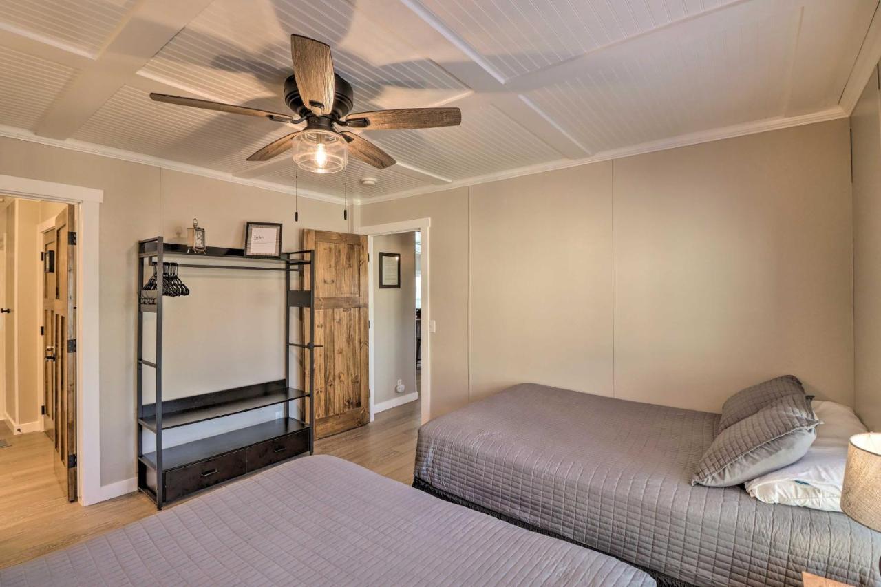 Lakefront Greers Ferry Cabin With Covered Boat Slip! Fairfield Bay Bagian luar foto